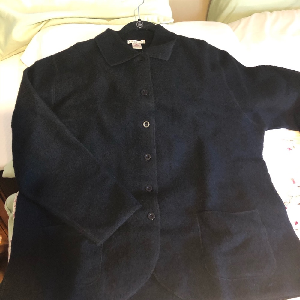Silhouettes Size 1X Wool coat brand new!